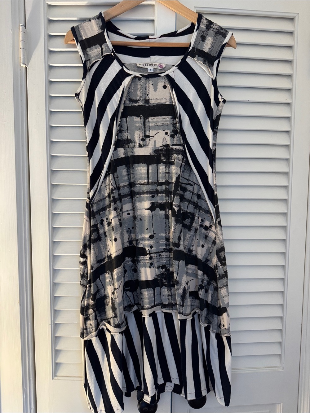 Aimee G Black & White Mixed-Print Sleeveless Midi Dress